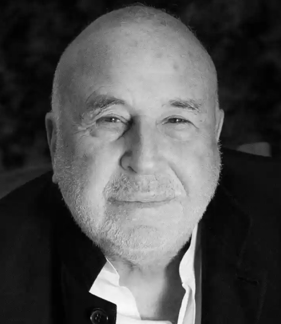 Larry Namer